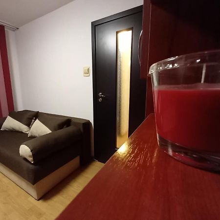 Alma Apartament Piatra Neamt Exterior photo